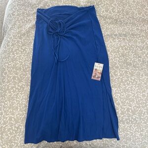 Halara long blue skirt
